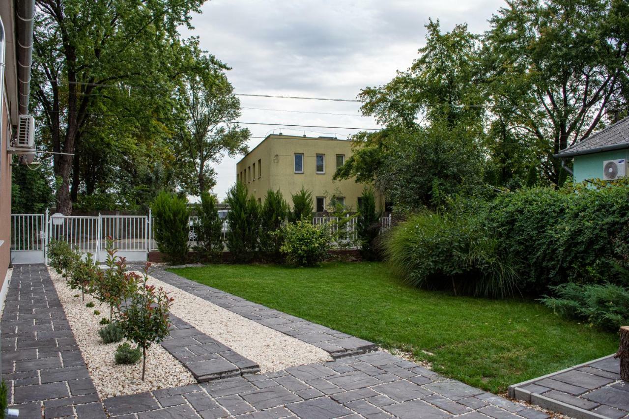 Virág Vendégház Makó Exterior foto